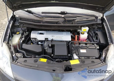 2014 Toyota Prius Plug-In Advanced z USA, uszkodzony, nr VIN JTDKN3DP5E3053740